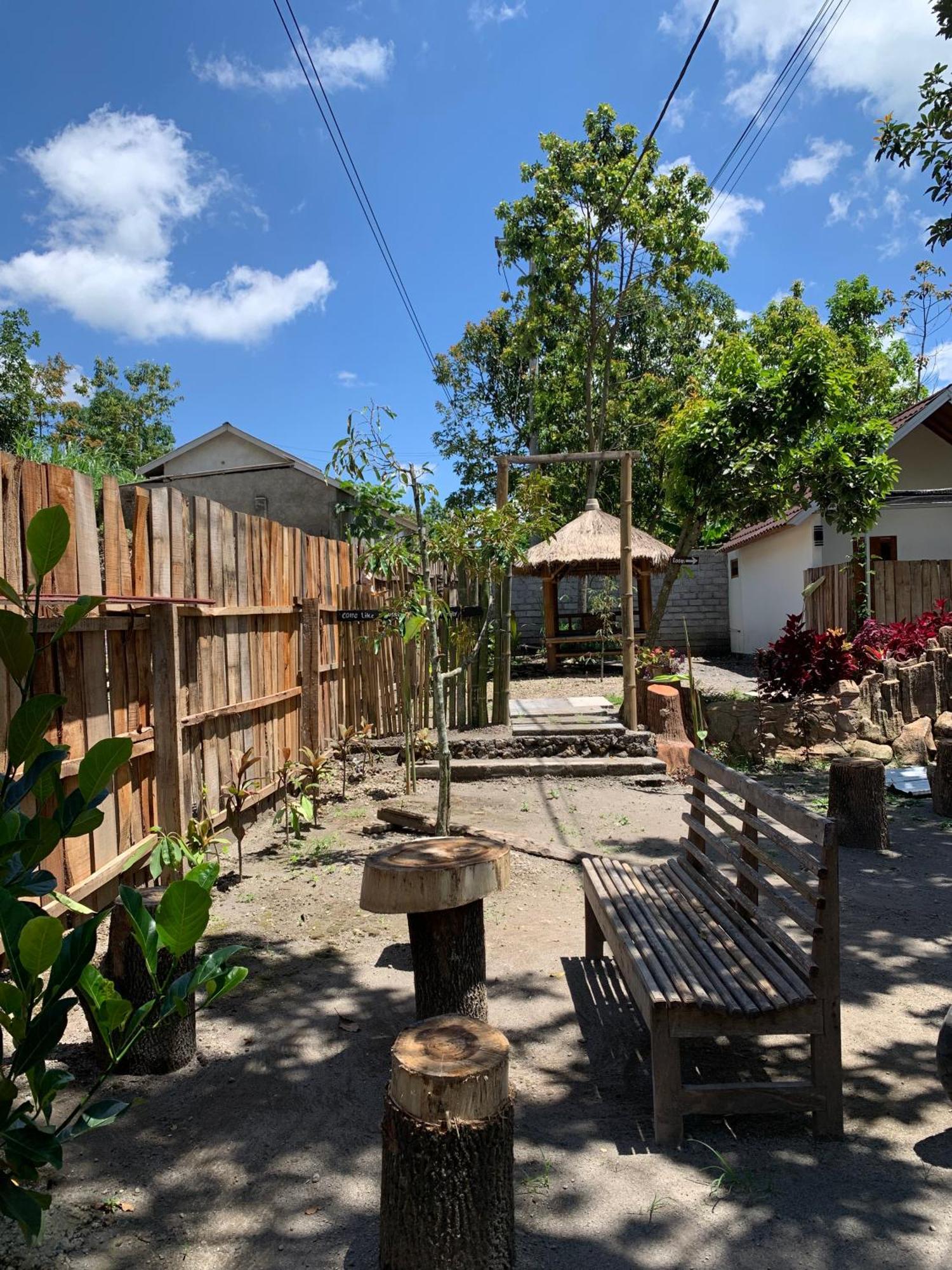 Avocado Homestay Tetebatu Εξωτερικό φωτογραφία